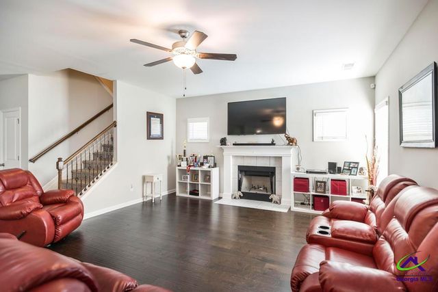 215 Golden Rod Trail, Perry, GA 31069