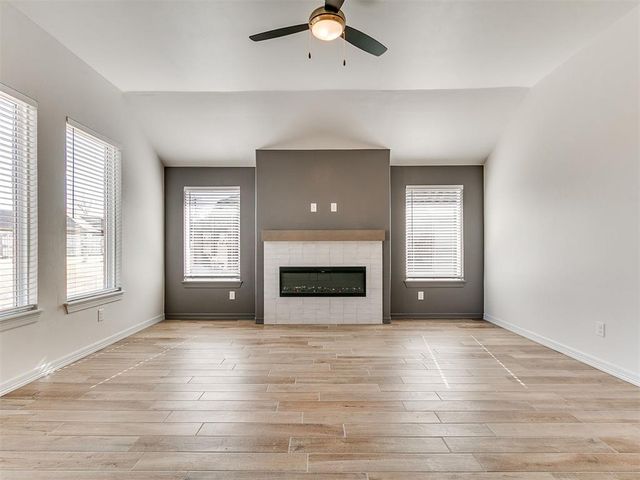 7708 Three Woods Lane, Yukon, OK 73099