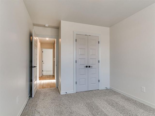 7708 Three Woods Lane, Yukon, OK 73099