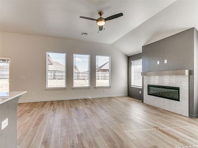 7708 Three Woods Lane, Yukon, OK 73099