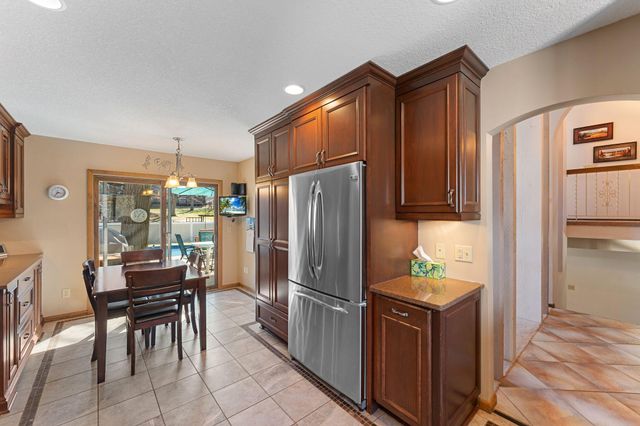 8119 Lower 129th Court, Apple Valley, MN 55124