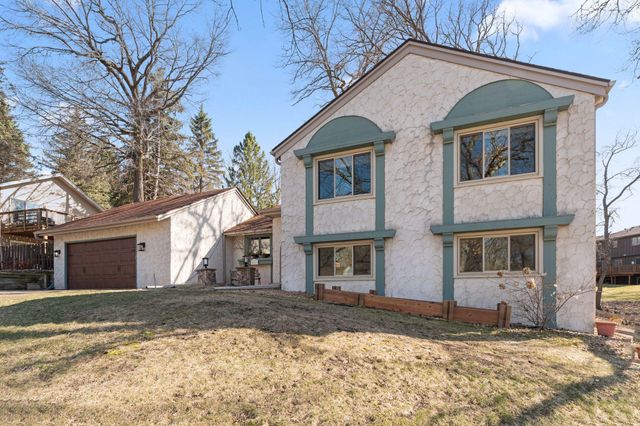 8119 Lower 129th Court, Apple Valley, MN 55124