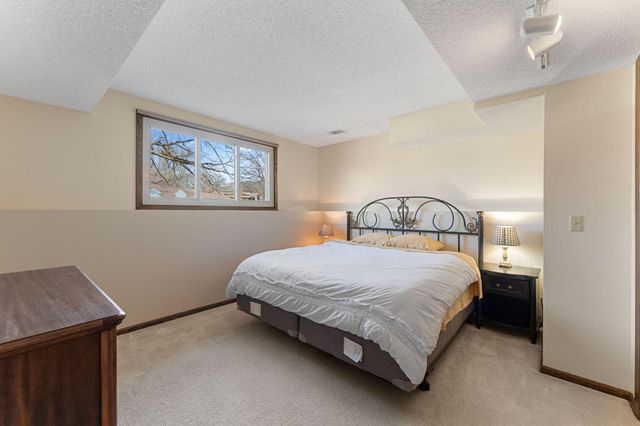 8119 Lower 129th Court, Apple Valley, MN 55124