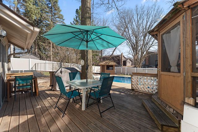 8119 Lower 129th Court, Apple Valley, MN 55124