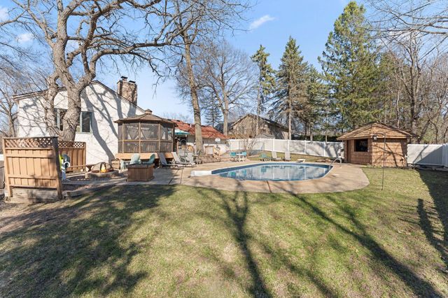 8119 Lower 129th Court, Apple Valley, MN 55124