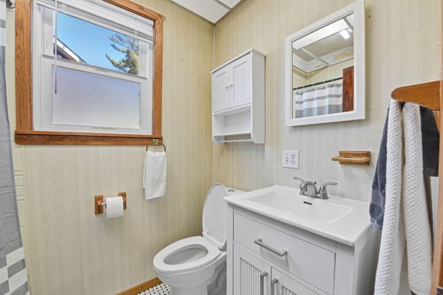 427 S Cornell Avenue, Villa Park, IL 60181