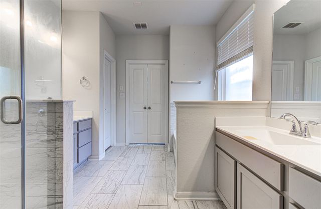 774 Cherrystone LOOP, Buda, TX 78610