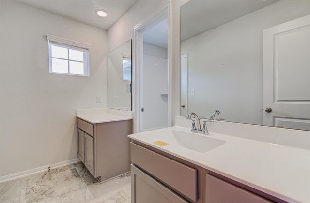 774 Cherrystone LOOP, Buda, TX 78610