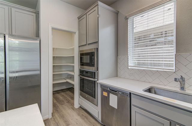 774 Cherrystone LOOP, Buda, TX 78610
