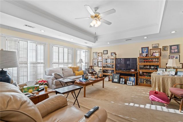 1631 N Arthurs Court, Fayetteville, AR 72701