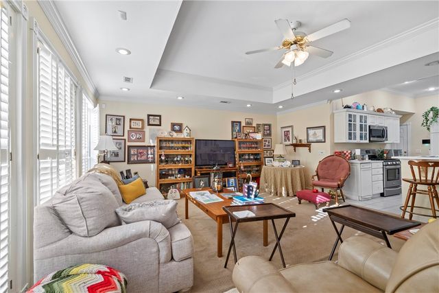 1631 N Arthurs Court, Fayetteville, AR 72701