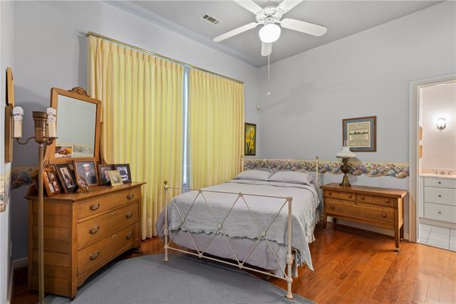 1631 N Arthurs Court, Fayetteville, AR 72701