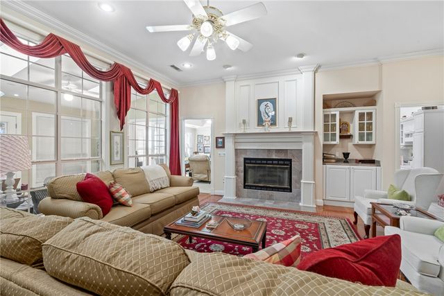 1631 N Arthurs Court, Fayetteville, AR 72701