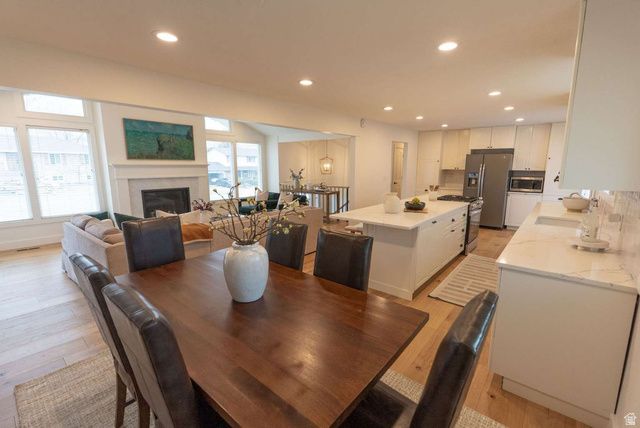 732 SHERINGHAM CT, Farmington, UT 84025