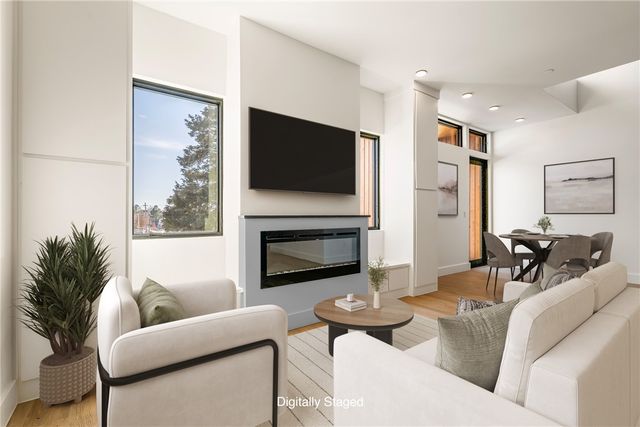 905 SE 4th 204, Bentonville, AR 72712