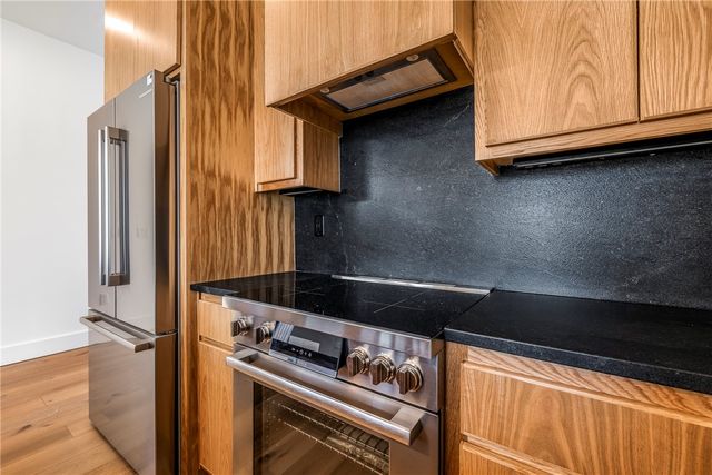 905 SE 4th 204, Bentonville, AR 72712