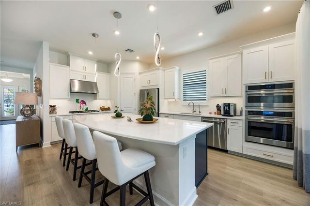 8143 Lucello TER S, Naples, FL 34114