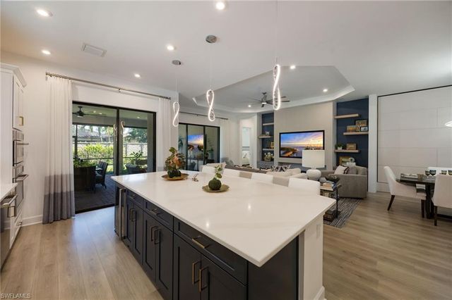 8143 Lucello TER S, Naples, FL 34114