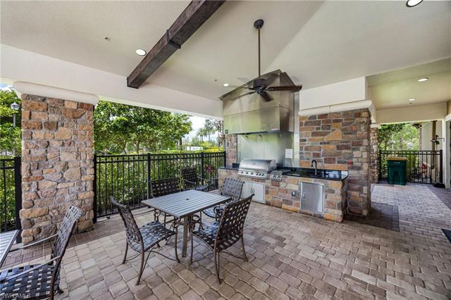 8143 Lucello TER S, Naples, FL 34114