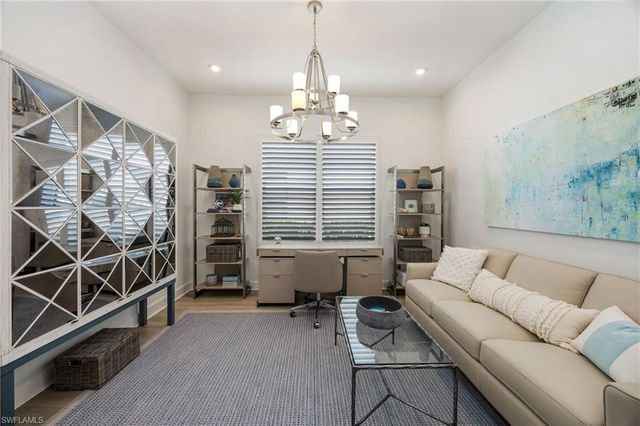 8143 Lucello TER S, Naples, FL 34114