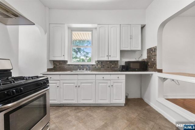 334 Brook Avenue, Passaic, NJ 07055
