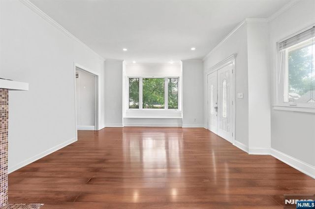 334 Brook Avenue, Passaic, NJ 07055