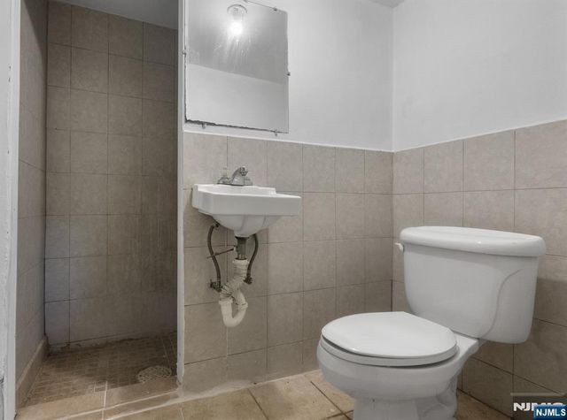334 Brook Avenue, Passaic, NJ 07055