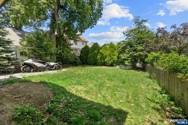 334 Brook Avenue, Passaic, NJ 07055