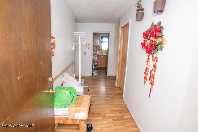 4904 Cambridge Way, Anchorage, AK 99503