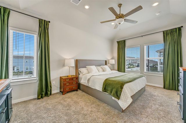 2403 Bay Breeze Drive, Kemah, TX 77565