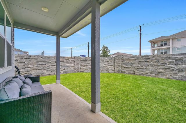 2403 Bay Breeze Drive, Kemah, TX 77565
