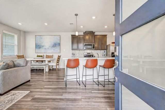 2403 Bay Breeze Drive, Kemah, TX 77565