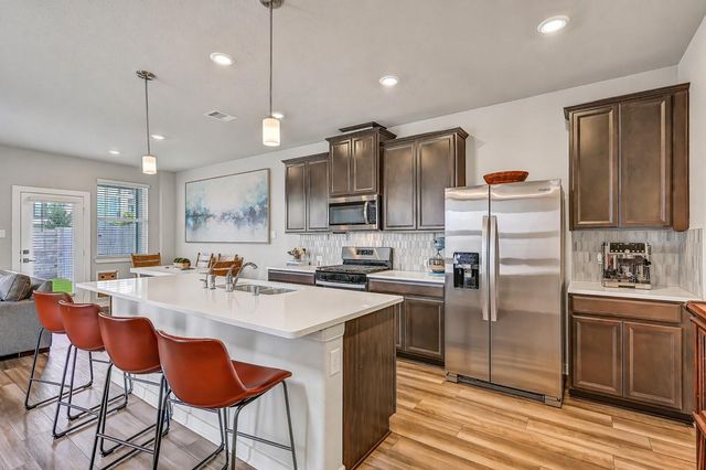 2403 Bay Breeze Drive, Kemah, TX 77565