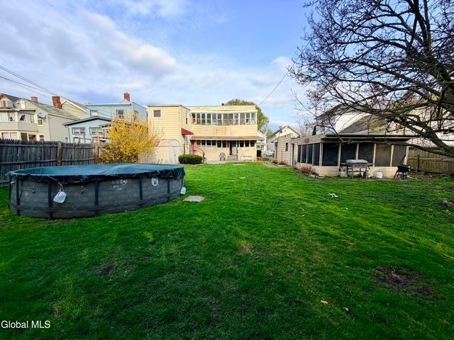 8 First Street, Waterford, NY 12188