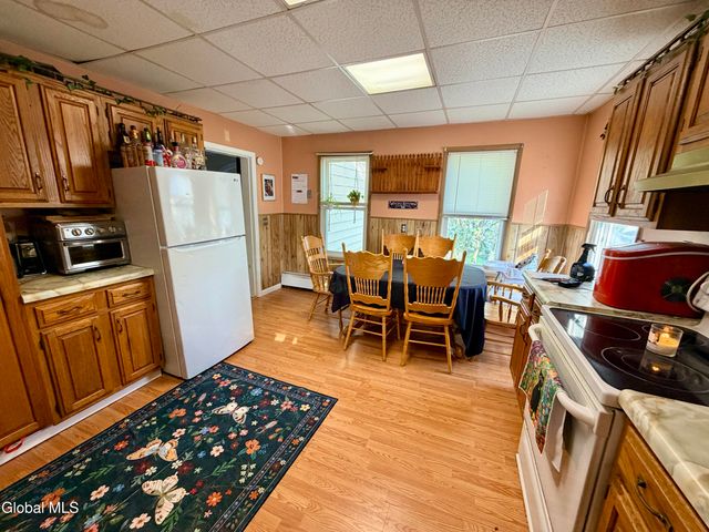 8 First Street, Waterford, NY 12188