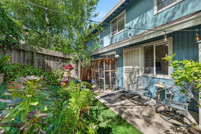 4049 San Juan Ave, Fair Oaks, CA 95628