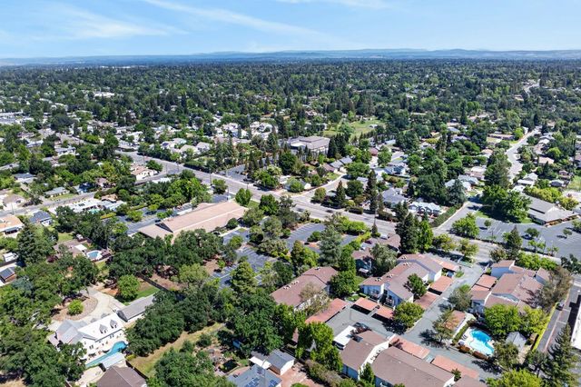 4049 San Juan Ave, Fair Oaks, CA 95628