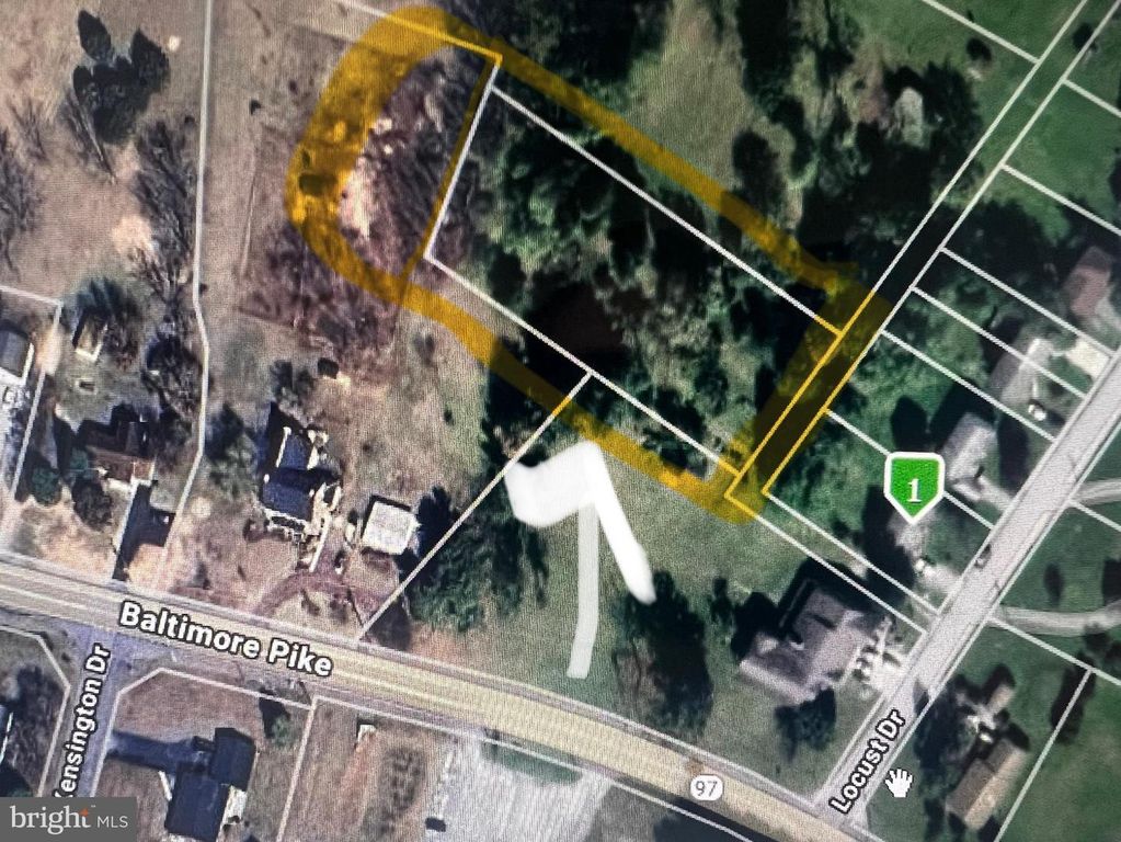 20 LOCUST DR, Littlestown, PA 17340