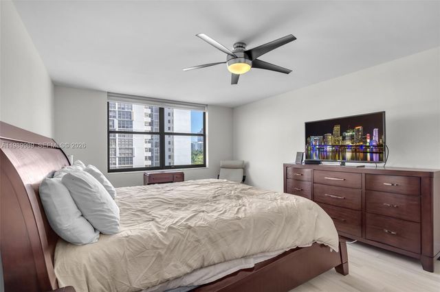 18151 NE 31st Court 602, Aventura, FL 33160