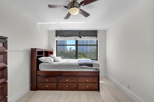 18151 NE 31st Court 602, Aventura, FL 33160