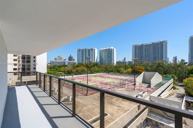 18151 NE 31st Court 602, Aventura, FL 33160
