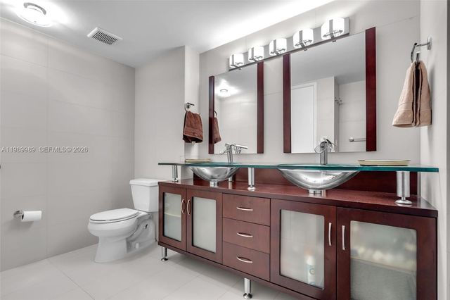 18151 NE 31st Court 602, Aventura, FL 33160
