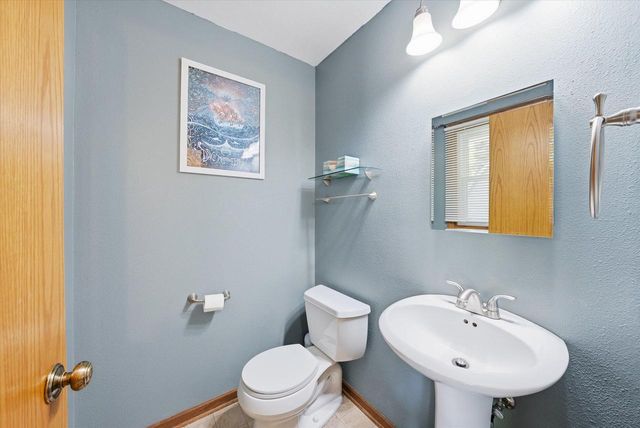 W169N9873 Nigbor DRIVE, Germantown, WI 53022