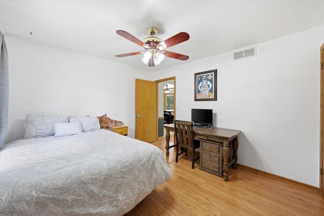 W169N9873 Nigbor DRIVE, Germantown, WI 53022