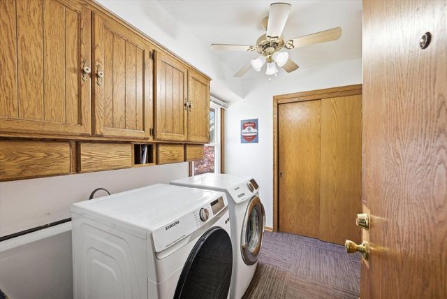W169N9873 Nigbor DRIVE, Germantown, WI 53022