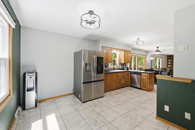W169N9873 Nigbor DRIVE, Germantown, WI 53022