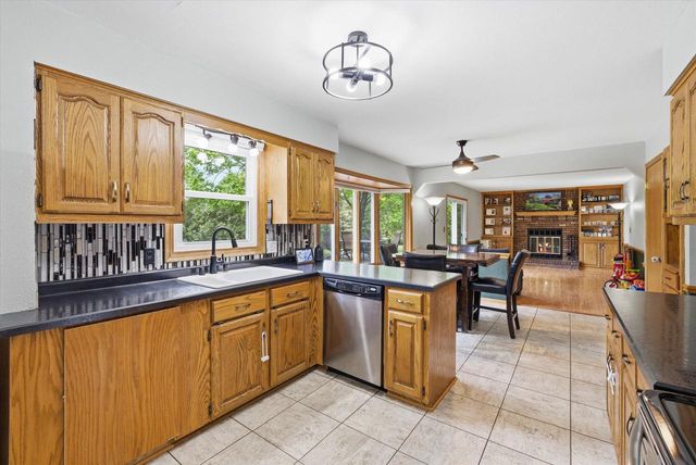 W169N9873 Nigbor DRIVE, Germantown, WI 53022