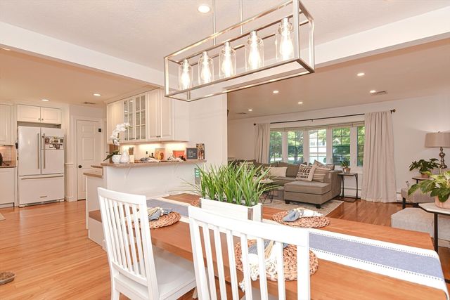 7 Lynch Ave, Dedham, MA 02026