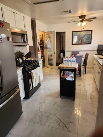 1406 Quail St, Los Banos, CA 93635