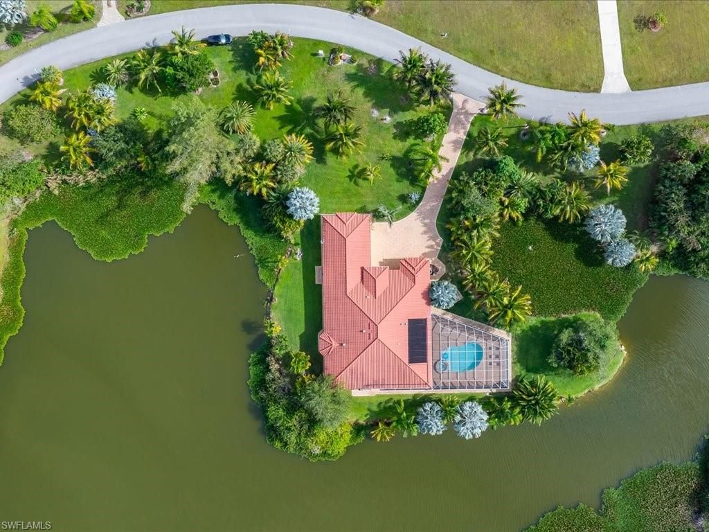24885 Trost BLVD, BONITA SPRINGS, FL 34135 — photo 2